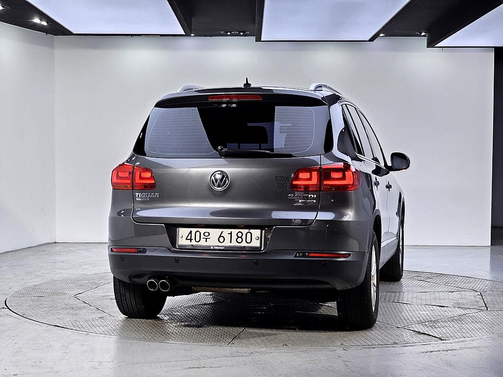 Volkswagen Tiguan - Vista 3