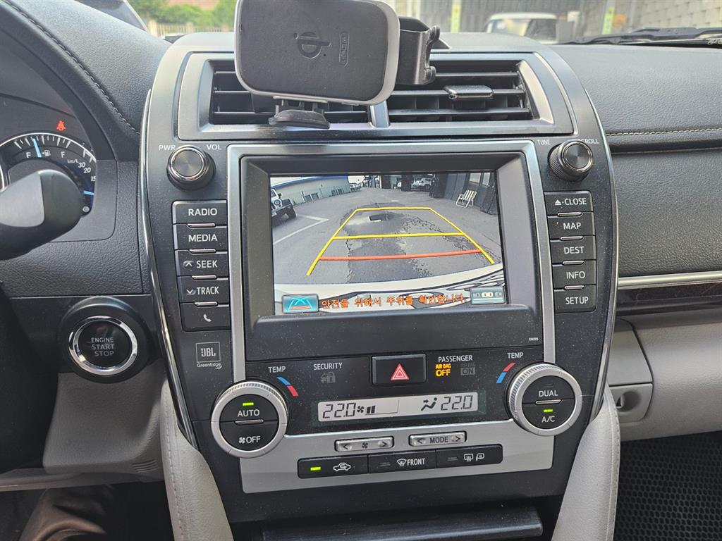 Toyota Camry - Vista 10