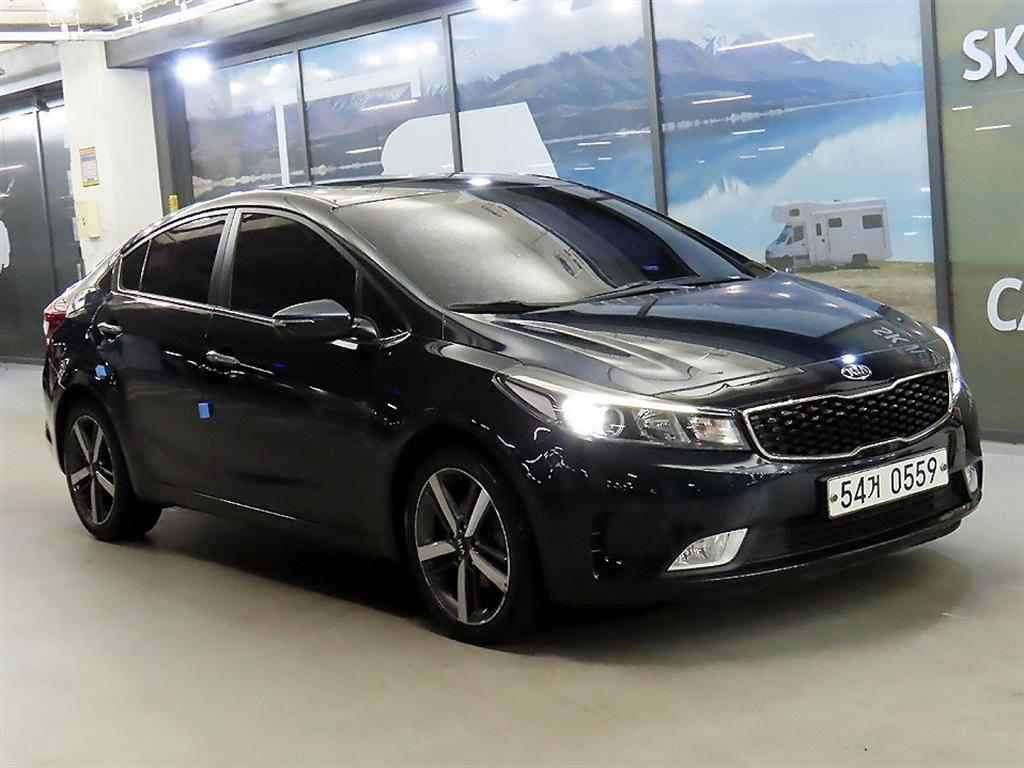 KIA K3 2017 Azul - Importación desde Corea - HF Imports Iquique - Foto 1