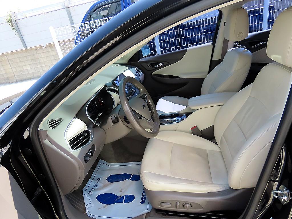 Chevrolet Malibu - Vista 5