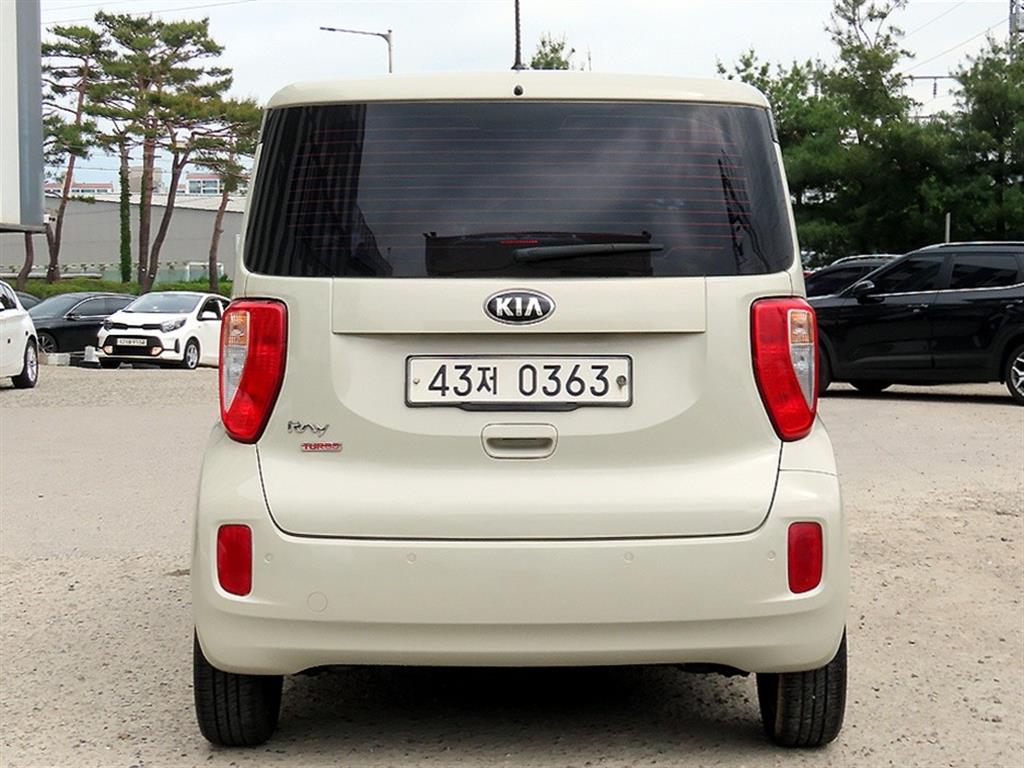 KIA Ray - Vista 4