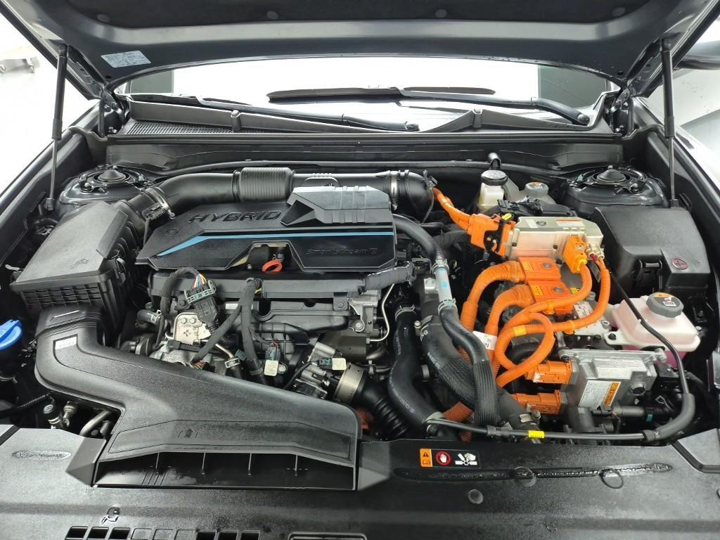 HYUNDAI Grandeur - Vista 5