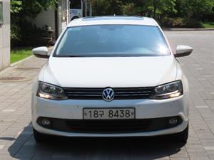 Volkswagen Jetta - Vista 2