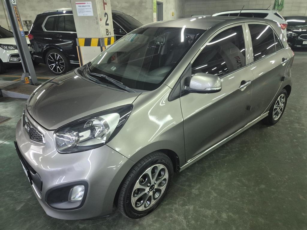 KIA Morning - Vista 5