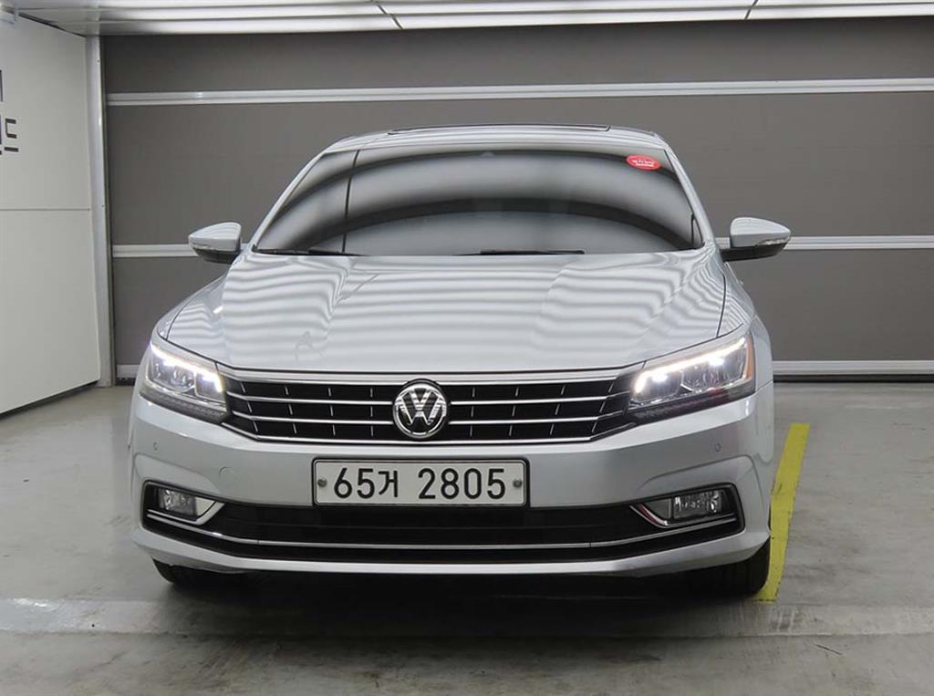 Volkswagen Passat - Vista 2