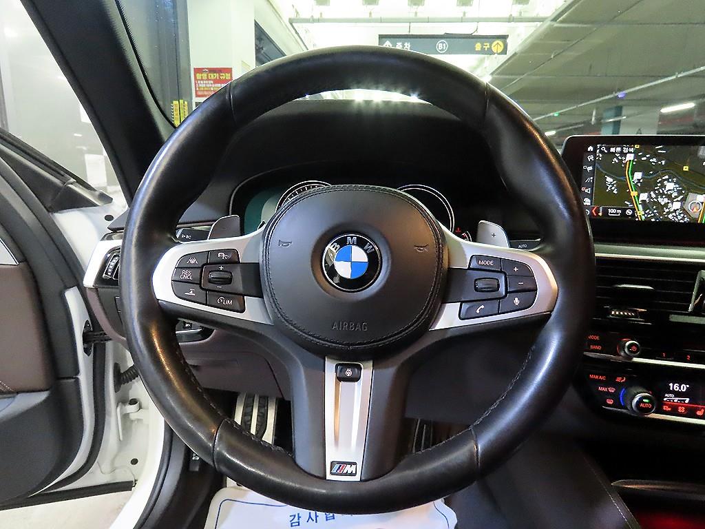 BMW 5 Series - Vista 8