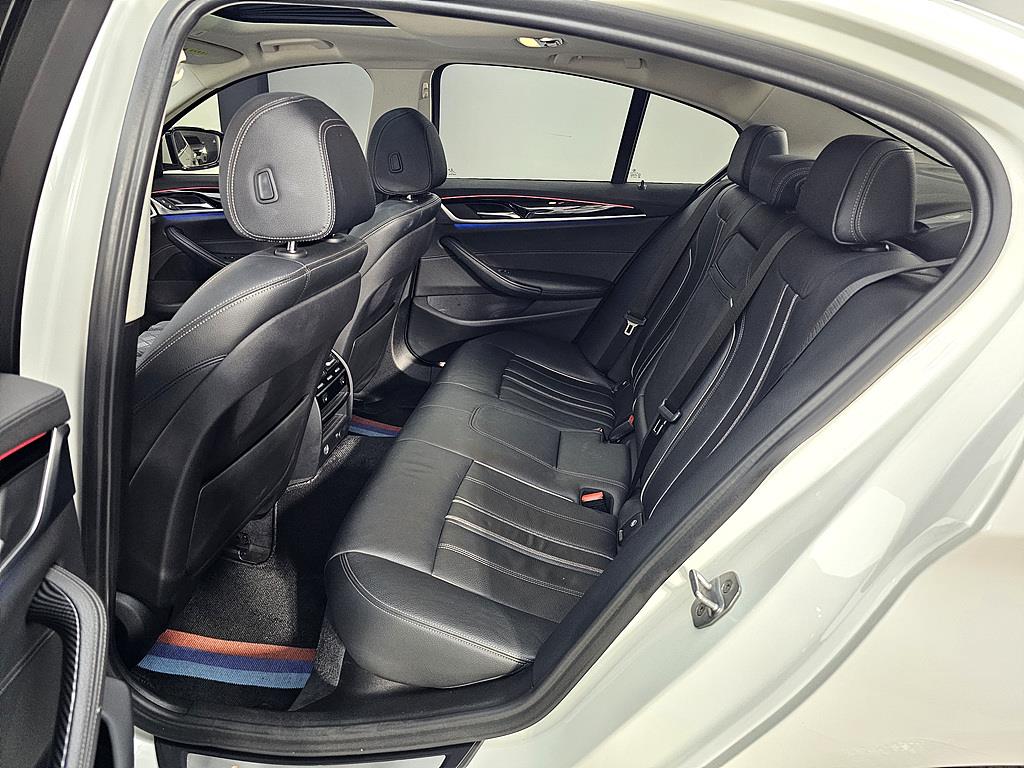 BMW 5 Series - Vista 9