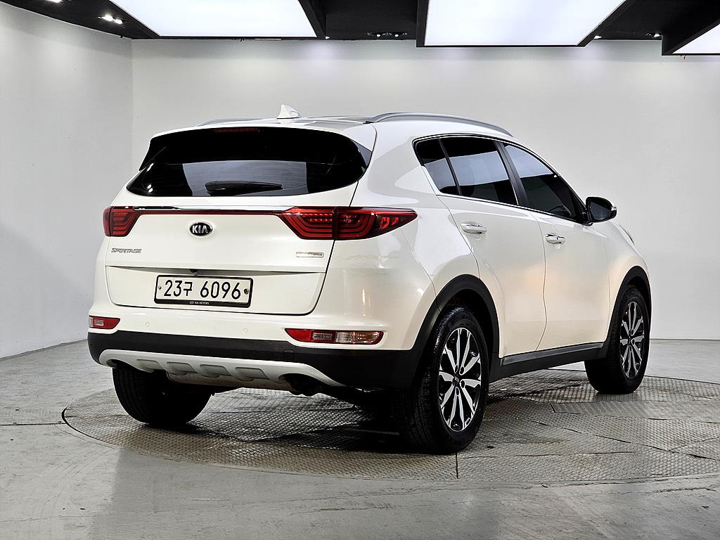 KIA Sportage - Vista 4