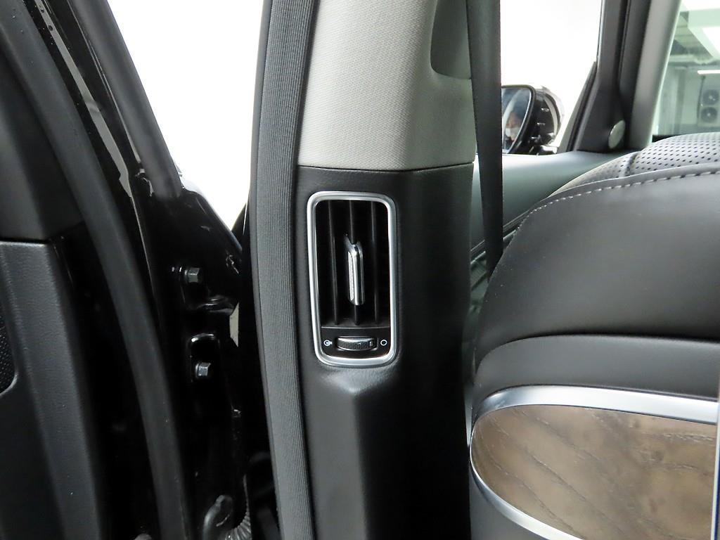 KIA K9 - Vista 11