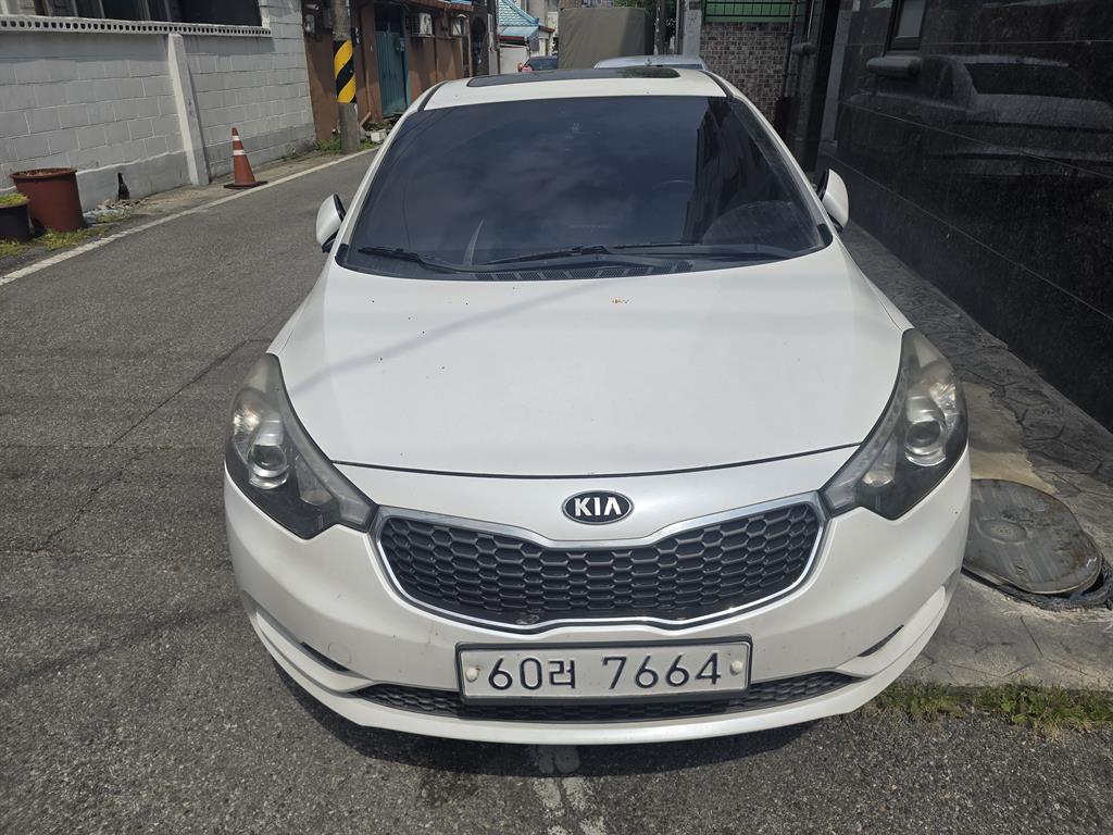 KIA K3 2014 Blanco - Importación desde Corea - HF Imports Iquique - Foto 1