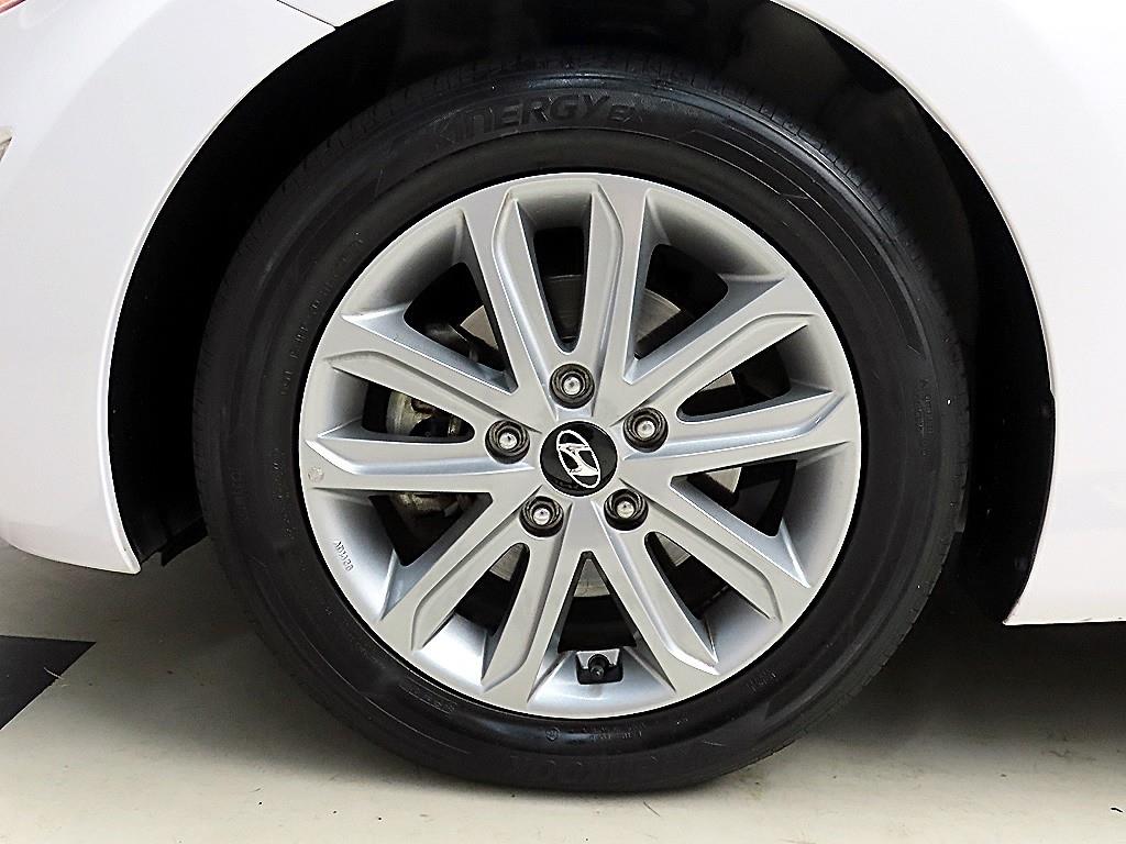 HYUNDAI Avante 2015 Blanco - Importación desde Corea - HF Imports Iquique - Foto 20