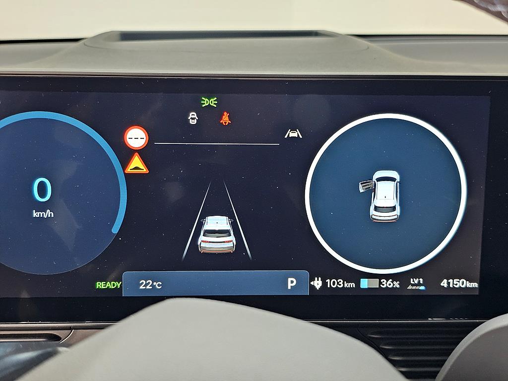 HYUNDAI Ioniq 5 - Vista 6