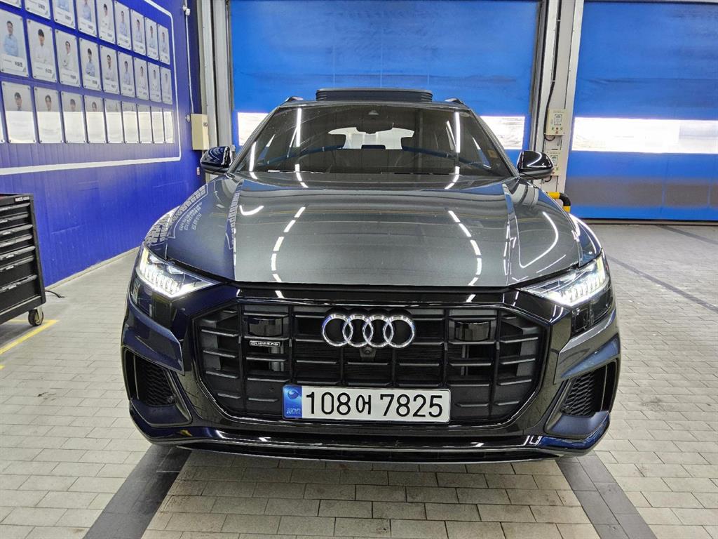 Audi Q8 - Vista 2