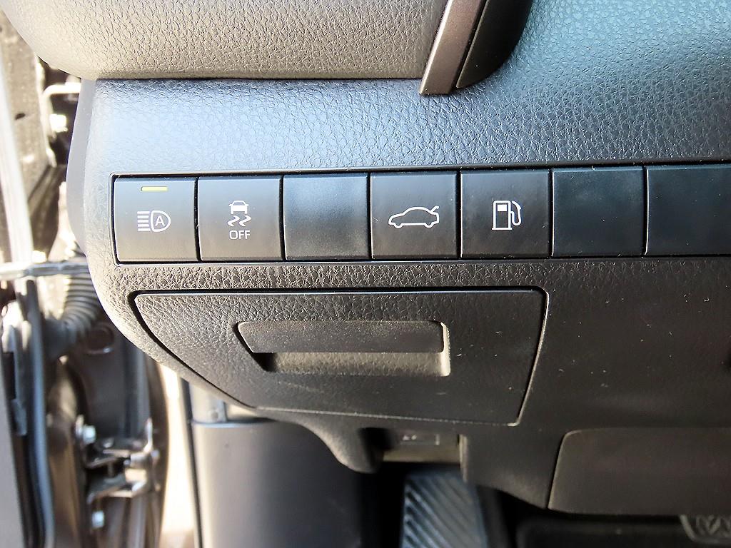 Toyota Camry - Vista 12