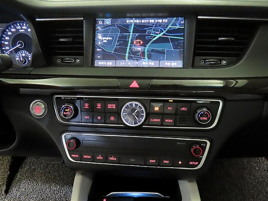 KIA K7 - Vista 11