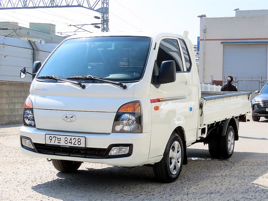 Small Truck Cargo (small) - Vista 2