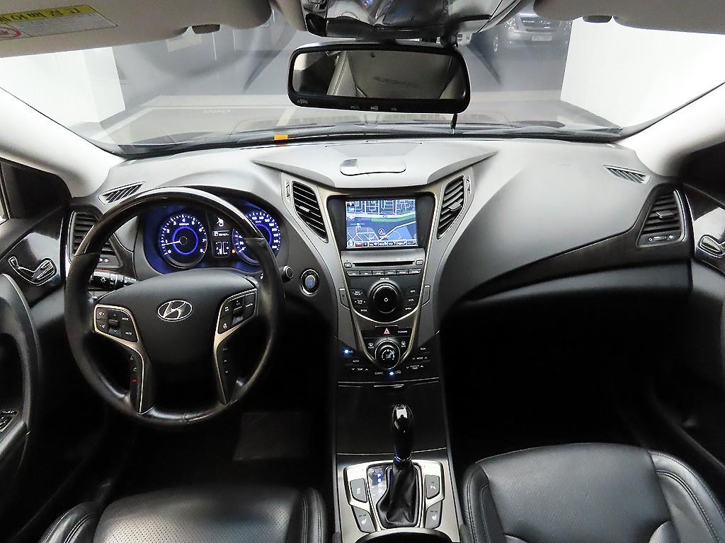 HYUNDAI Grandeur - Vista 8