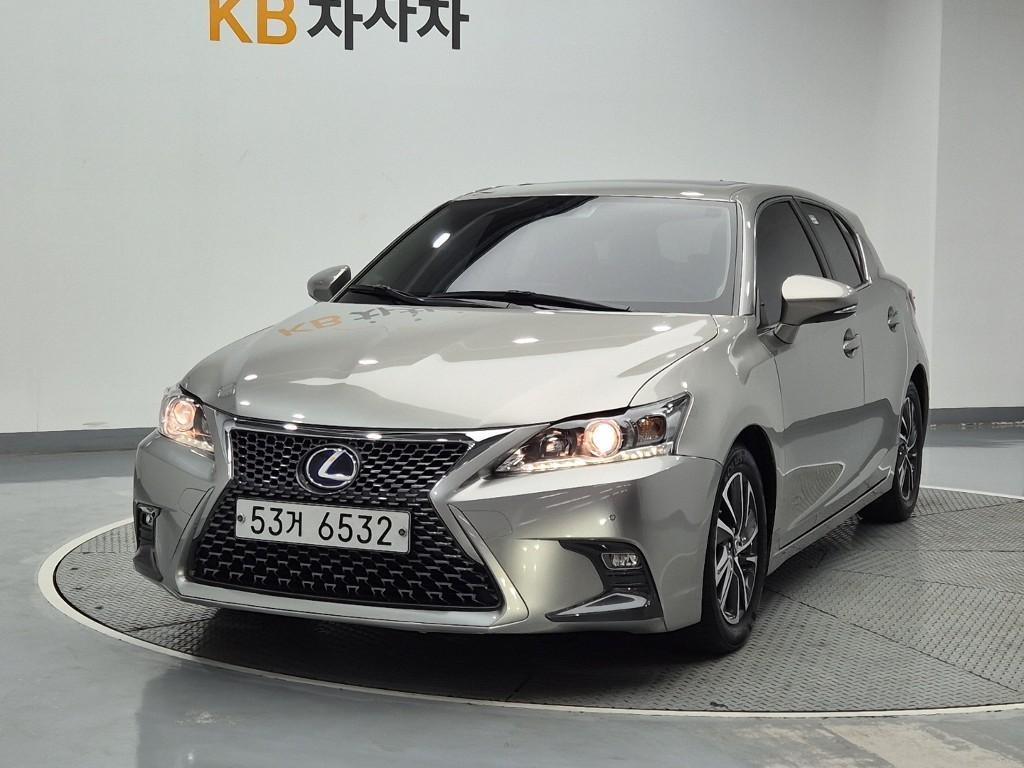 Lexus CT 2018 Gold color - Importación desde Corea - HF Imports Iquique - Foto 1