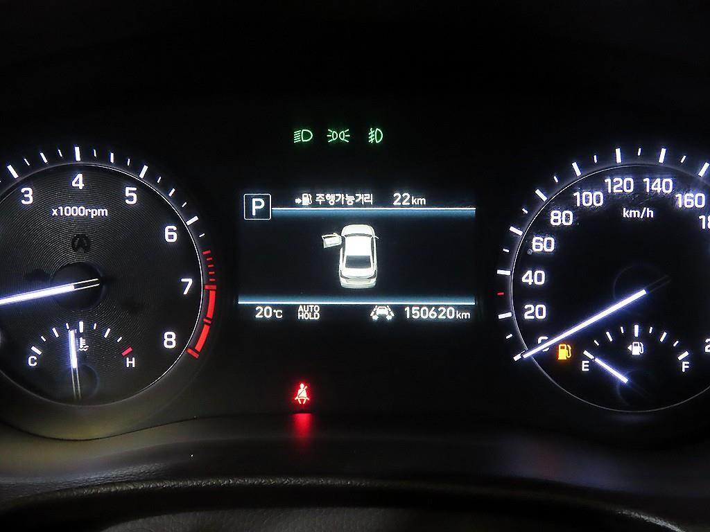 Genesis G80 - Vista 9