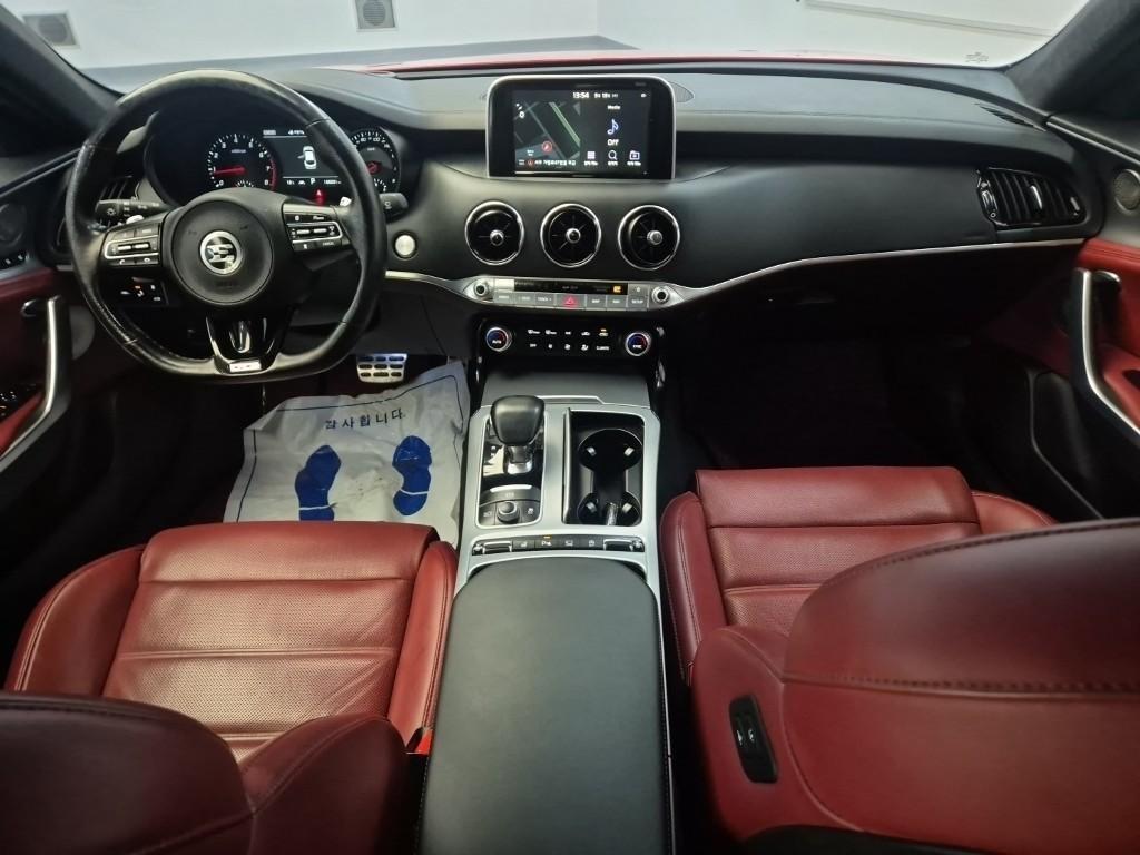 KIA Stinger - Vista 7