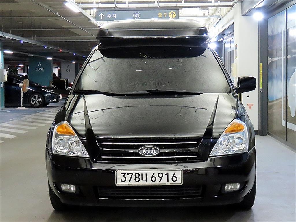 KIA Carnival - Vista 2