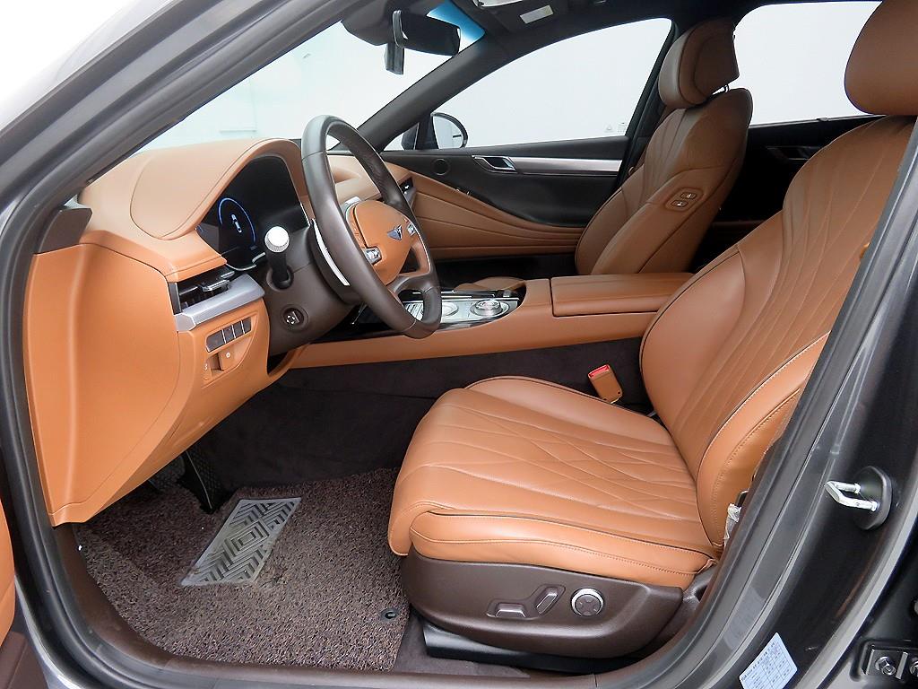 Genesis G80 - Vista 6