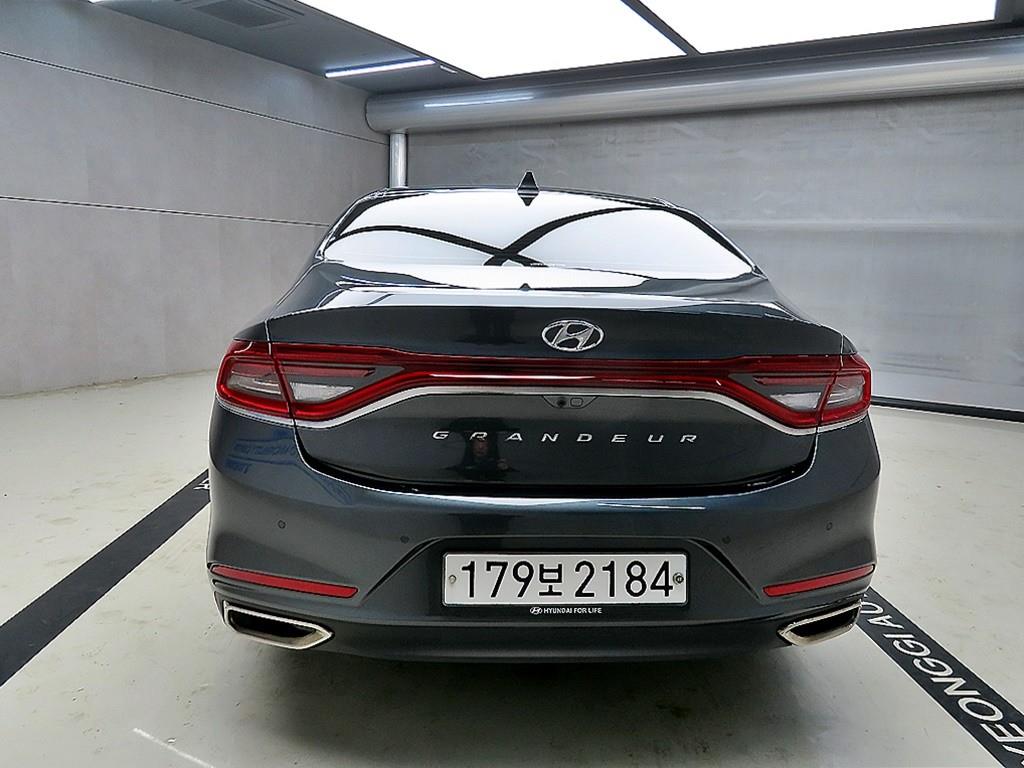 HYUNDAI Grandeur - Vista 3