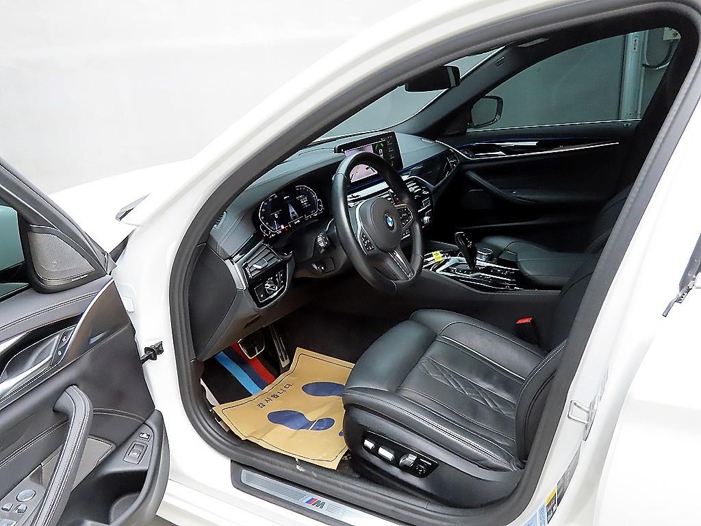 BMW 5 Series - Vista 5