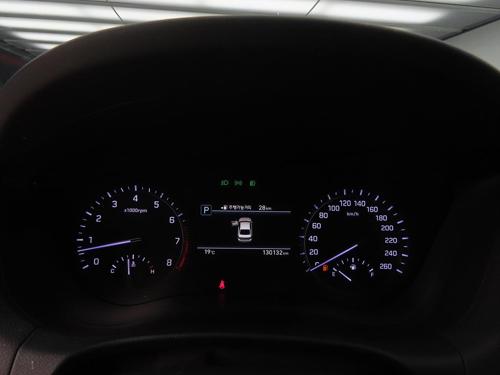 Genesis G80 - Vista 9