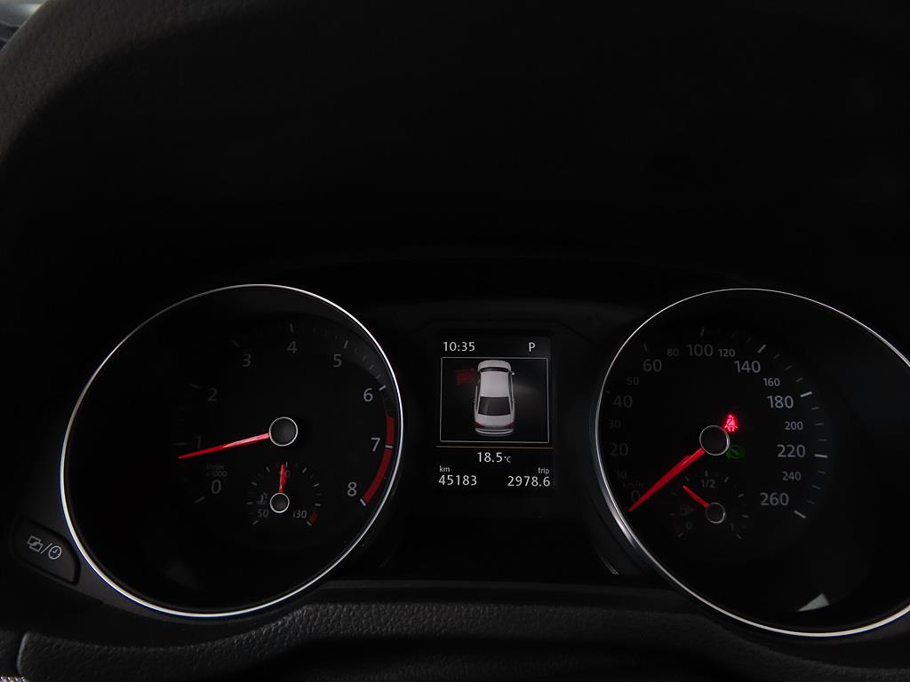 Volkswagen Passat - Vista 9
