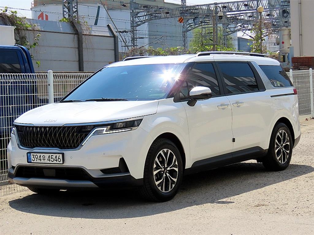 KIA Carnival - Vista 2