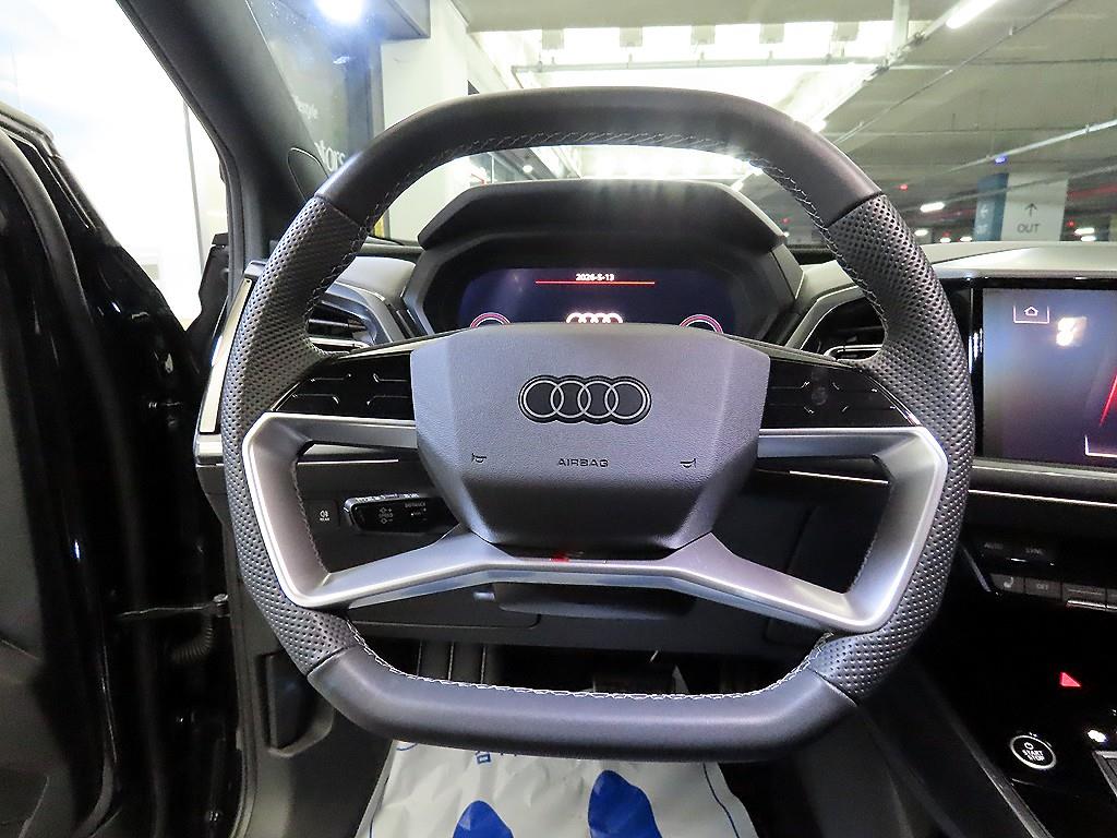 Audi Q4 - Vista 8