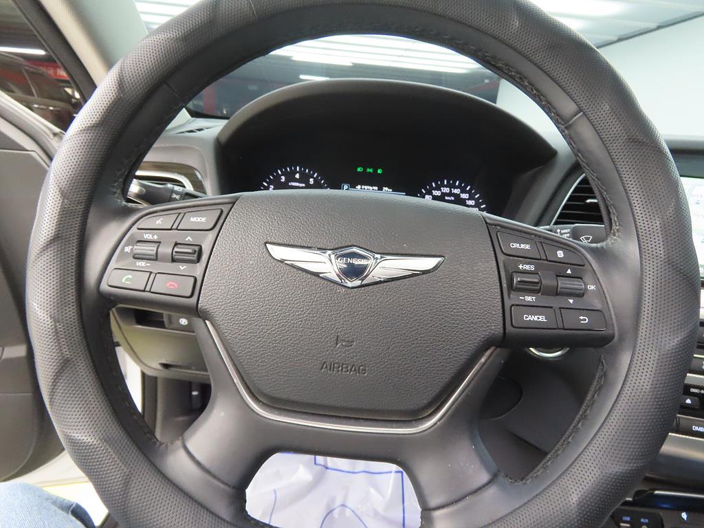 Genesis G80 - Vista 8