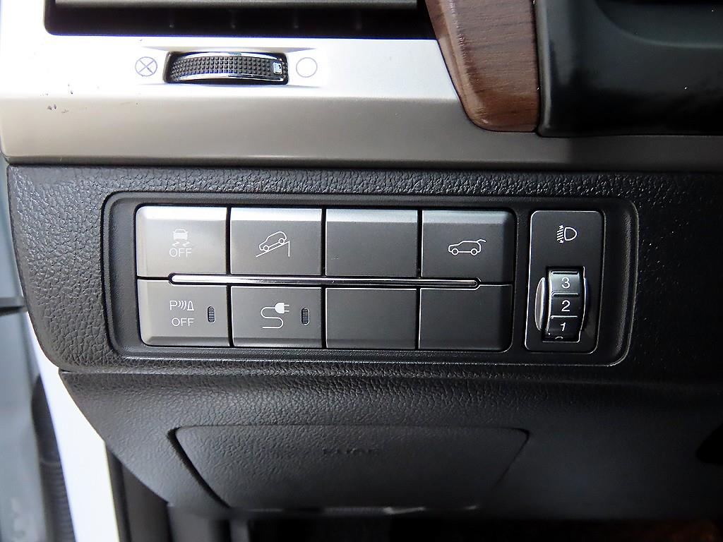 Ssangyong Rexton - Vista 11