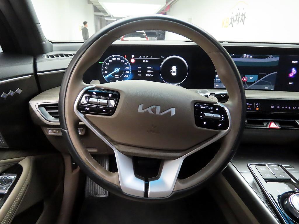 KIA K8 - Vista 7