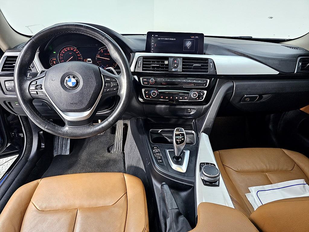 BMW 4 Series - Vista 5