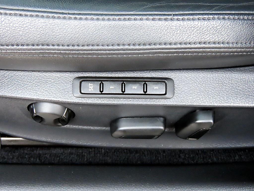 Volkswagen Passat 2013 Plateado - Importación desde Corea - HF Imports Iquique - Foto 16