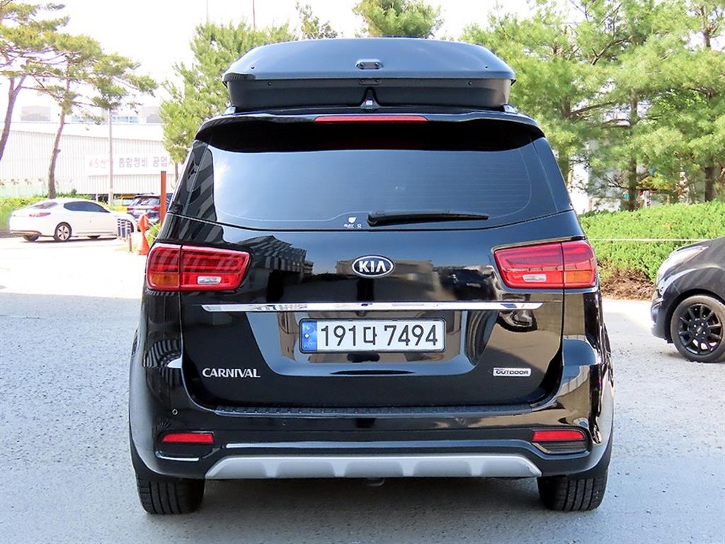 KIA Carnival - Vista 4