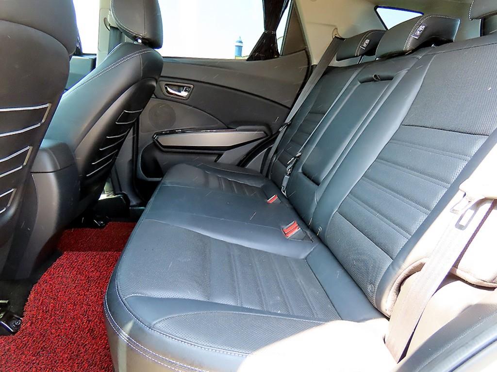 Ssangyong Tivoli - Vista 6