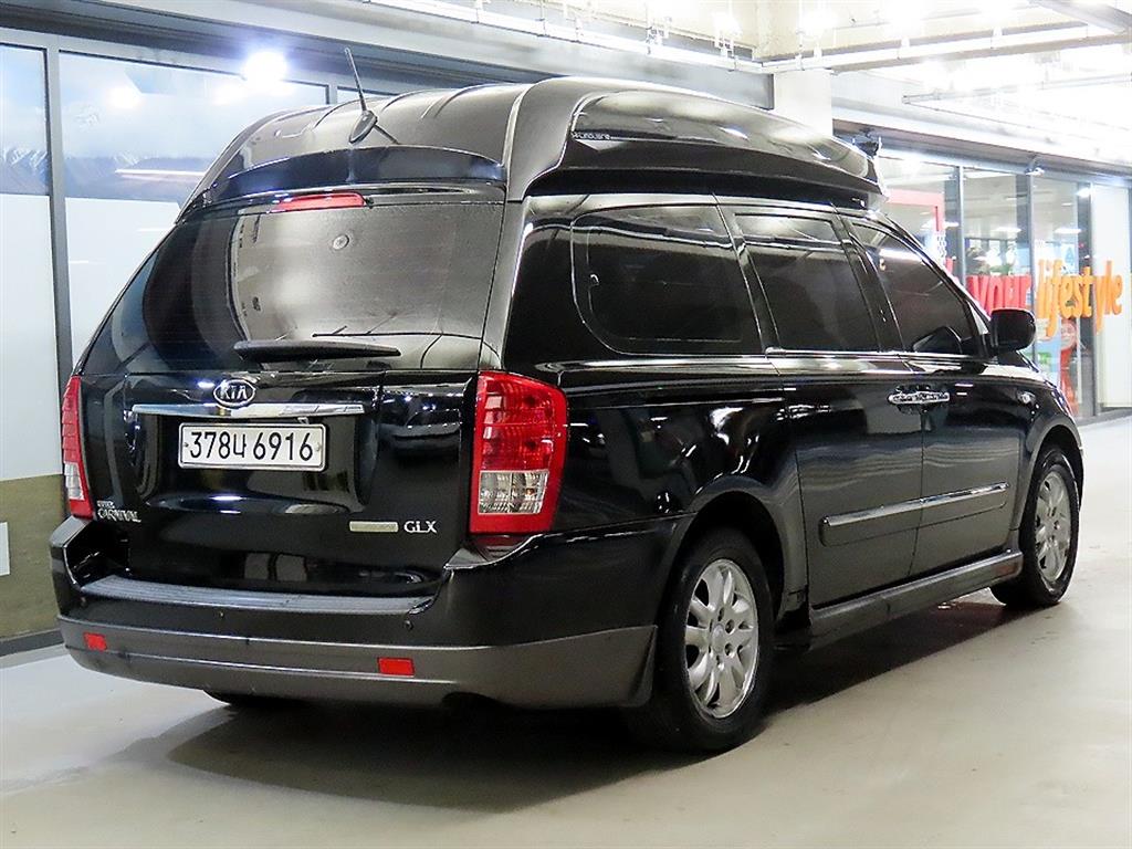 KIA Carnival - Vista 4