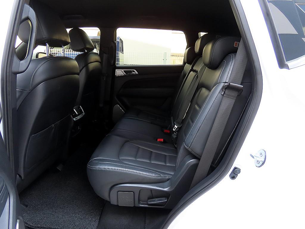 Ssangyong Rexton - Vista 6