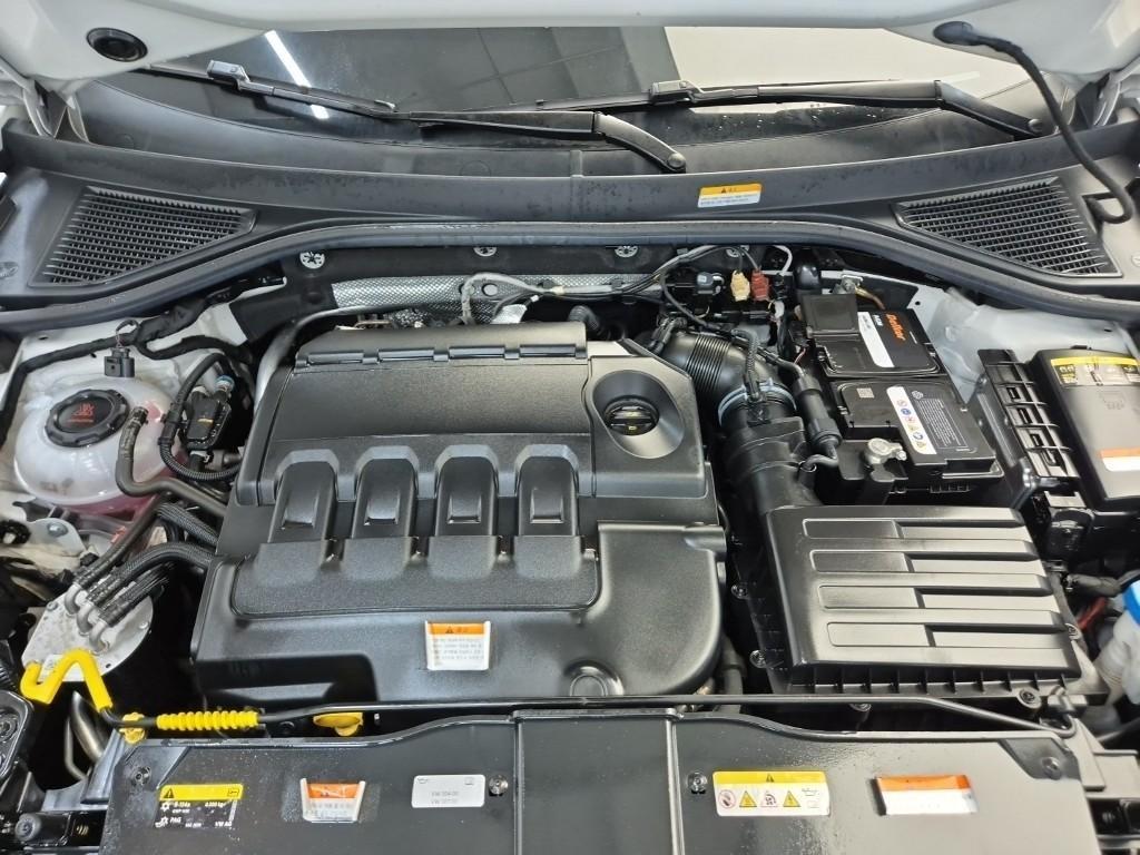 Volkswagen T-Roc - Vista 5
