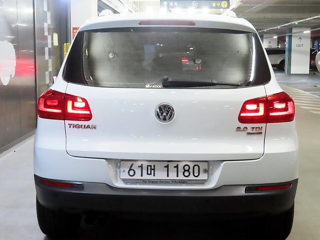 Volkswagen Tiguan - Vista 5