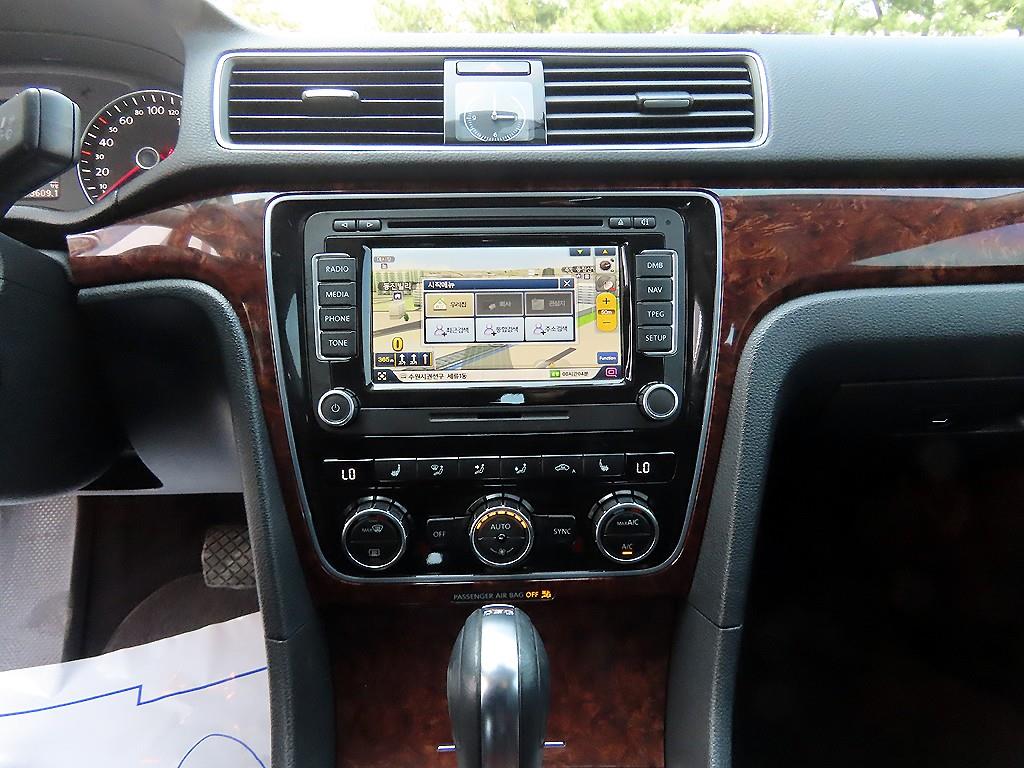 Volkswagen Passat - Vista 12