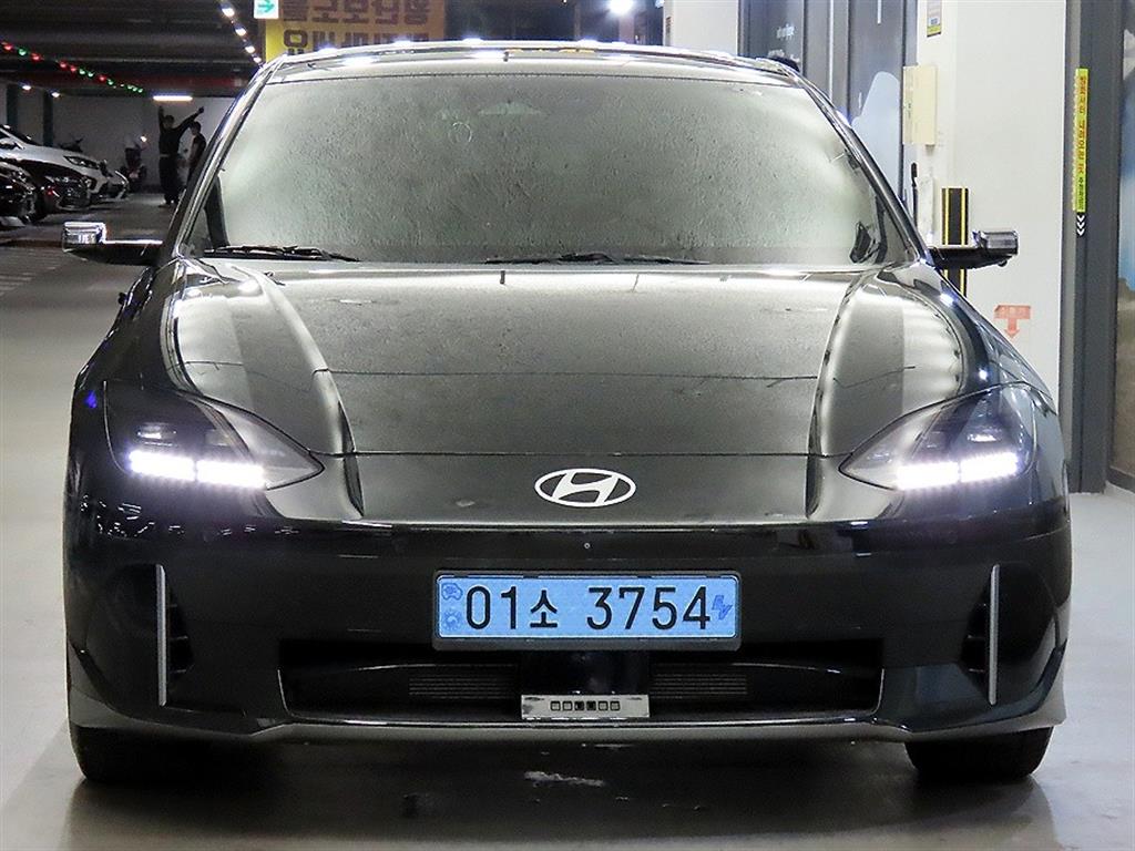 HYUNDAI Ioniq 6 - Vista 2