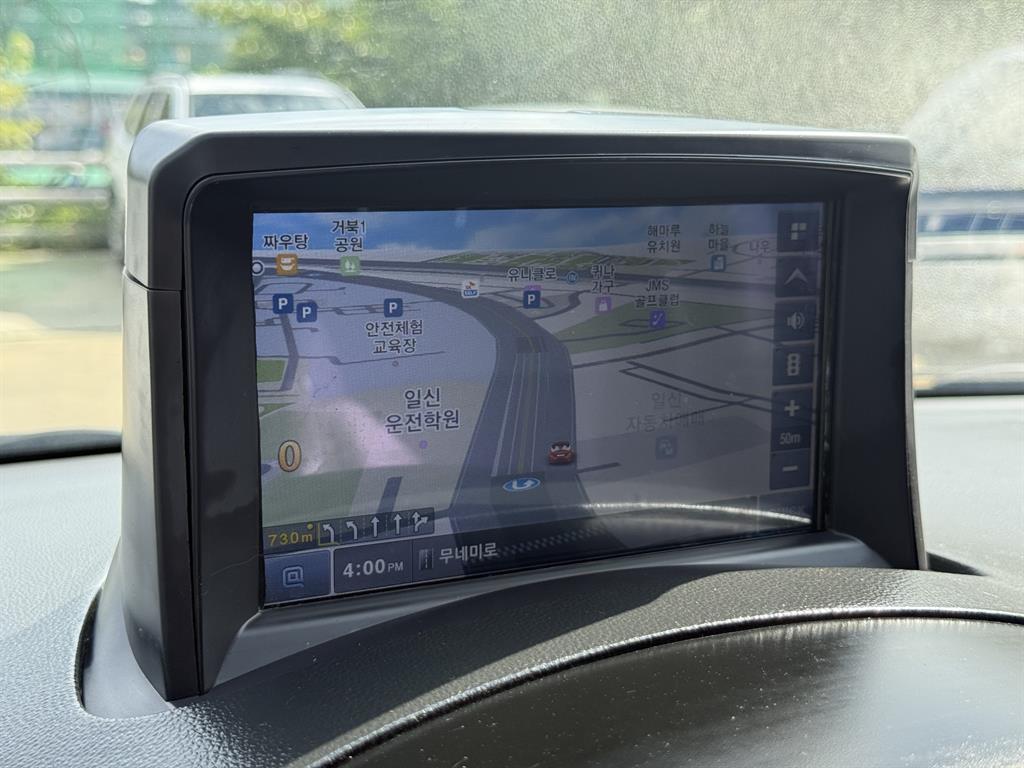 HYUNDAI Starex - Vista 12