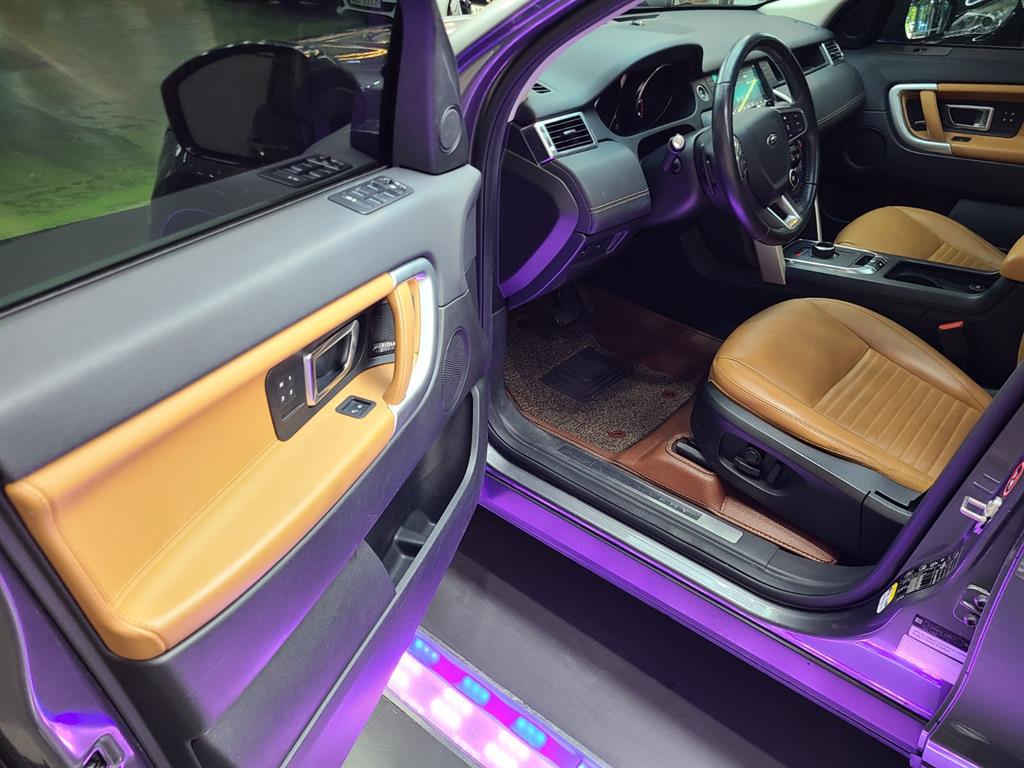 Land Rover Discovery Sports - Vista 8