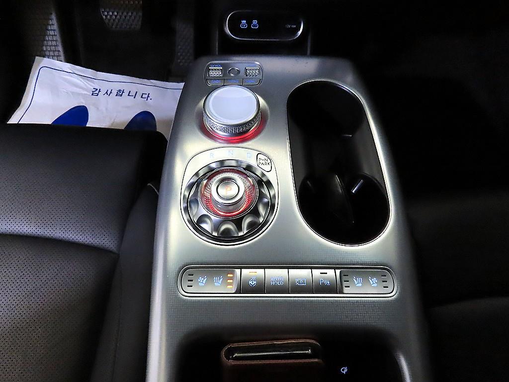 Genesis GV60 - Vista 12
