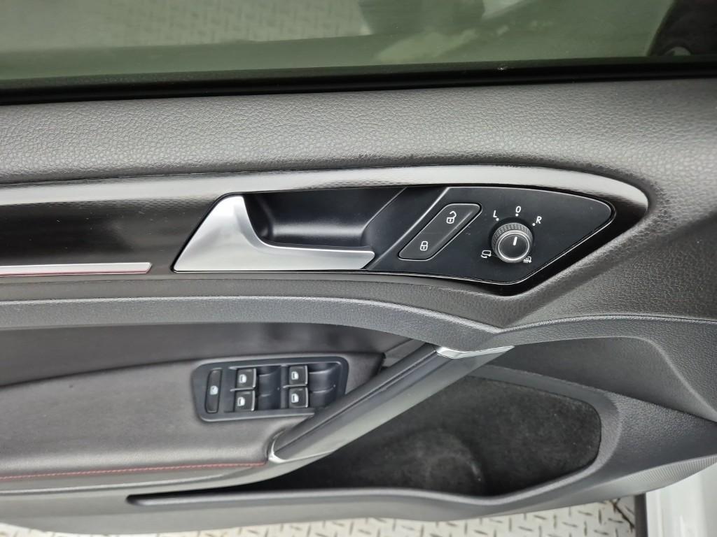 Volkswagen Golf 2014 Blanco - Importación desde Corea - HF Imports Iquique - Foto 16
