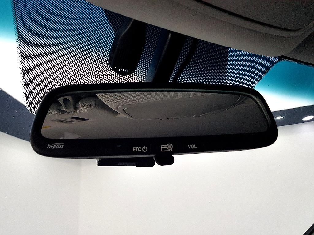 HYUNDAI Sonata - Vista 11